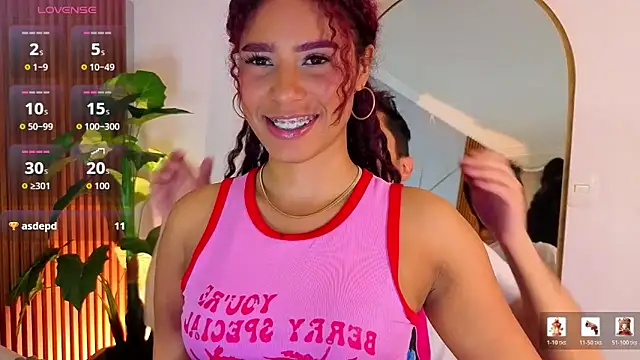 charlottee white online show from June 30, 2026, 9:49 pm