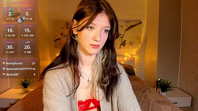 Snapshot of Lina_Vi chatting on March 19, 2025, 12:37 am Lina Vi online show from March 19, 2025, 12:37 am