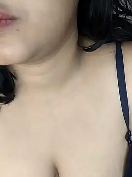 Snapshot of Riya_Stream01 chatting on January 16, 2025, 9:08 pm Riya Stream01 online show from January 16, 2025, 9:08 pm