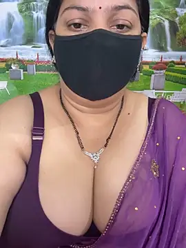 FlatVincy4 online show from September 23, 2025, 5:21 am