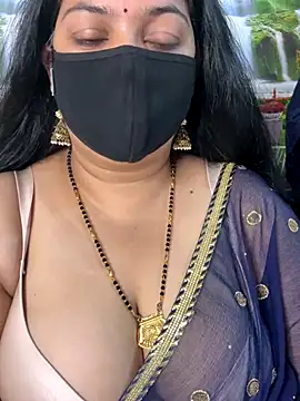 FlatVincy4 online show from September 30, 2025, 6:07 am