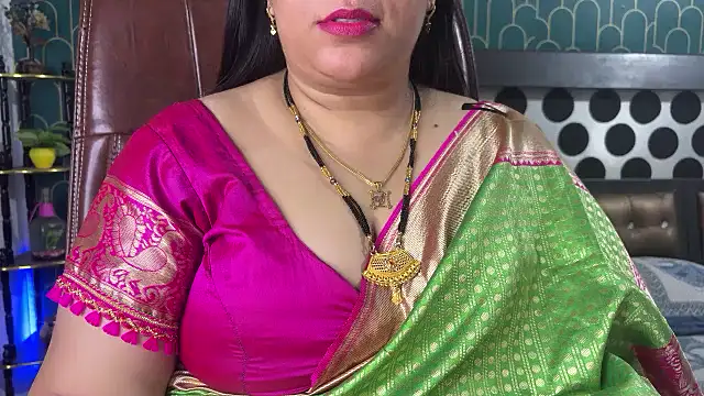 FlatVincy4 online show from February 7, 2026, 4:22 pm