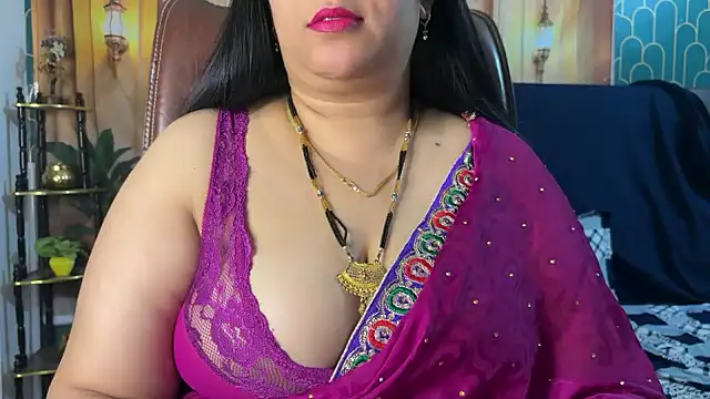 Snapshot of FlatVincy4 chatting on April 6, 2026, 6:58 am FlatVincy4 online show from April 6, 2026, 6:58 am