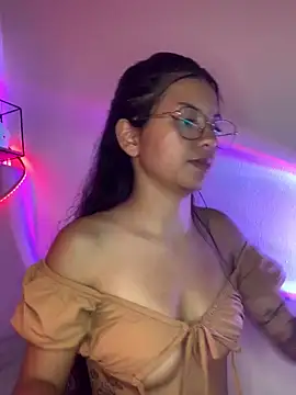 Rosita forever  online show from January 28, 2025, 6:39 pm