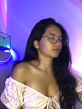 Rosita forever  online show from February 4, 2025, 12:22 pm