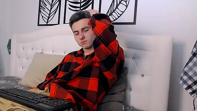 Devin Jay online show from March 17, 2025, 4:54 pm