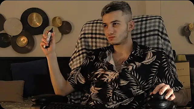 Devin Jay online show from January 13, 2026, 12:43 pm