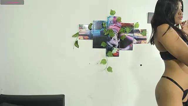 Horny extreme group online show from January 19, 2025, 8:51 pm