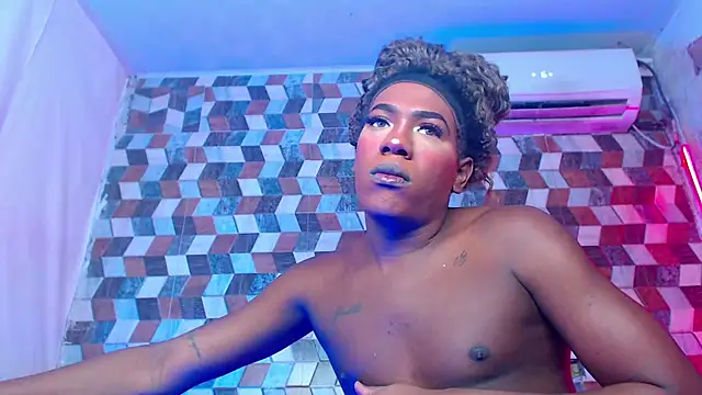 newgroupxxx online show from March 3, 2025, 2:04 pm