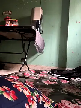 Snapshot of GildanK18 chatting on December 22, 2025, 9:50 am GildanK18 online show from December 22, 2025, 9:50 am