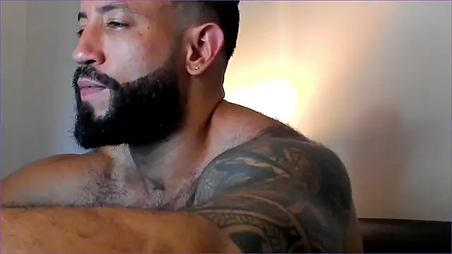 BradLeon  online show from October 15, 2025, 1:00 pm