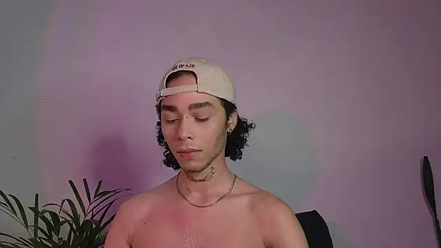 seven7xis online show from December 25, 2024, 8:07 am