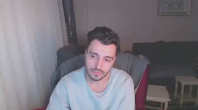 handsomeee04 online show from March 13, 2025, 3:00 am