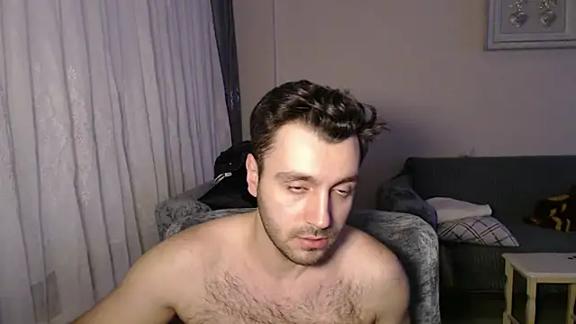 handsomeee04 online show from March 4, 2026, 10:16 pm