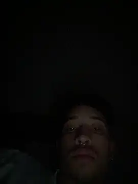 Snapshot of iamcloe_11 chatting on November 28, 2025, 8:28 am iamcloe 11 online show from November 28, 2025, 8:28 am