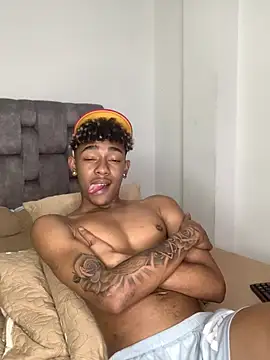 Boy cock18 online show from January 29, 2025, 6:43 am