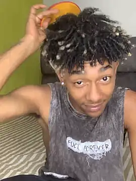 Boy cock18 online show from February 28, 2025, 3:26 am