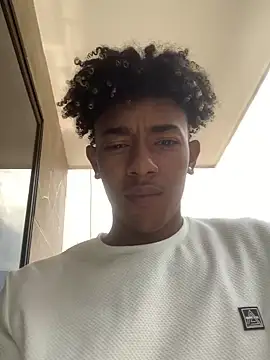 Boy cock18 online show from February 28, 2025, 5:26 pm