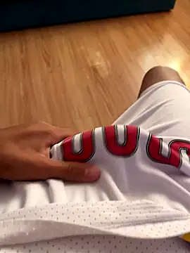 andreiwhite2  online show from September 22, 2025, 6:26 am