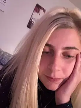 bambi77777 online show from January 2, 2025, 5:03 am