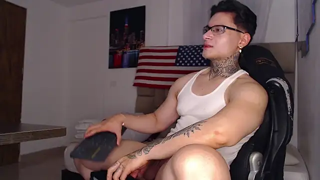 DennisWalkerr online show from March 22, 2025, 4:24 am