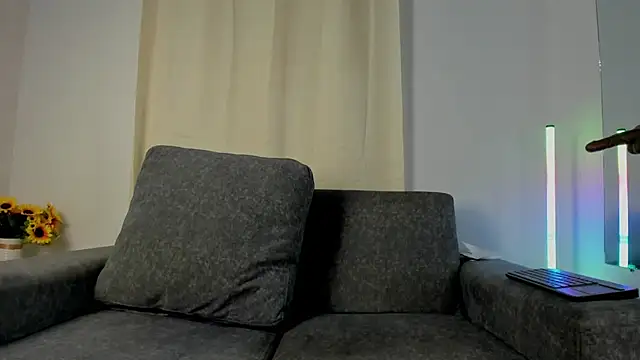 Abril jones10 online show from February 8, 2025, 6:12 pm