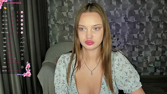 Snapshot of Lovely_Lure chatting on January 27, 2025, 3:39 pm Lovely Lure online show from January 27, 2025, 3:39 pm