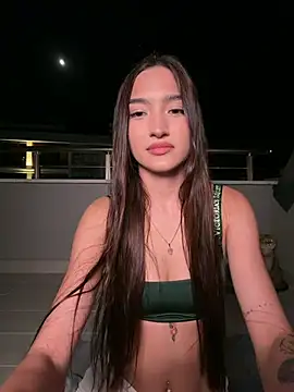 MilenaMilven online show from July 28, 2026, 8:52 pm