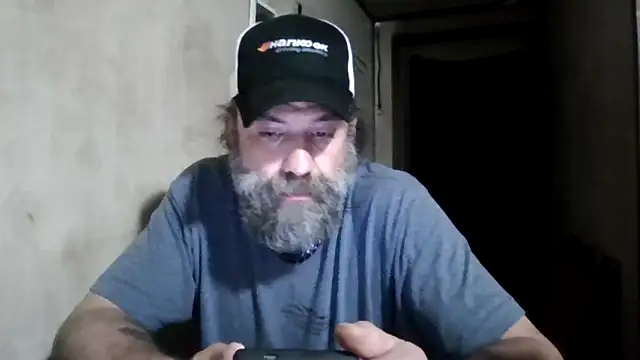 Snapshot of zaneporter46 chatting on May 22, 2026, 7:04 am zaneporter46 online show from May 22, 2026, 7:04 am