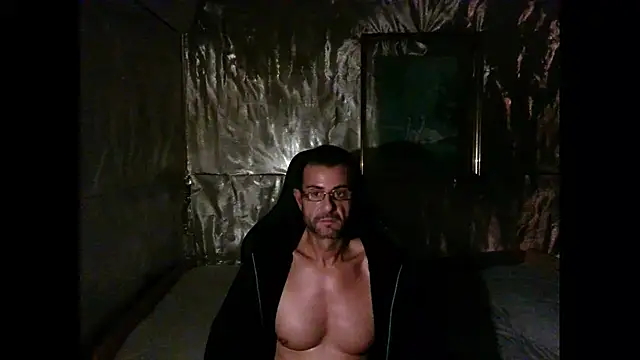 Snapshot of Marieettee chatting on February 1, 2025, 9:40 pm Marieettee online show from February 1, 2025, 9:40 pm