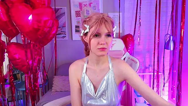 Snapshot of NellieLoyns chatting on February 20, 2025, 10:26 pm NellieLoyns online show from February 20, 2025, 10:26 pm