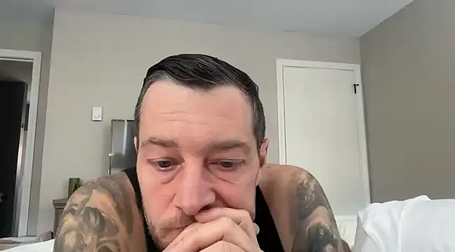 Snapshot of moon-boy chatting on December 27, 2024, 2:33 pm moon-boy online show from December 27, 2024, 2:33 pm