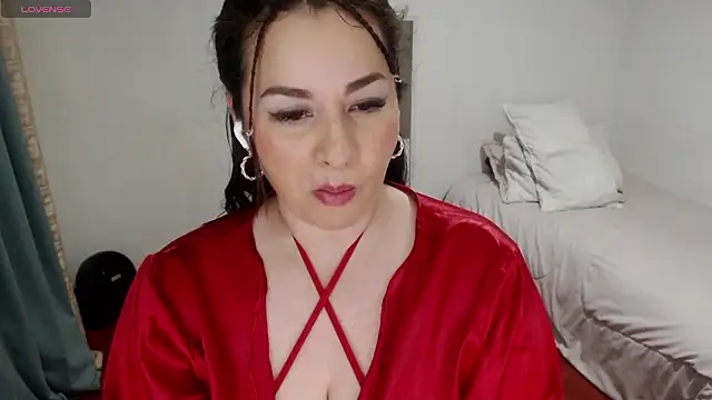 Snapshot of MommyHelpsmee chatting on January 11, 2026, 3:39 pm MommyHelpsmee online show from January 11, 2026, 3:39 pm