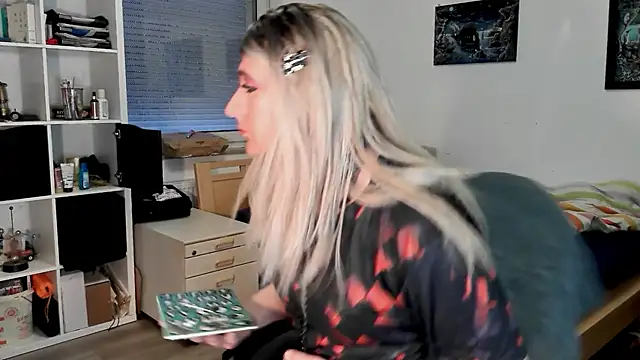 DYasmin69 online show from March 21, 2025, 5:34 pm