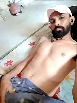 Snapshot of mojmasti143 chatting on January 6, 2025, 9:52 am mojmasti143 online show from January 6, 2025, 9:52 am