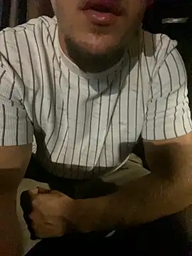 couplehot992 online show from October 15, 2025, 6:52 pm