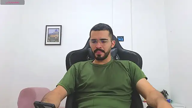 Massimoo 07 online show from January 18, 2026, 6:23 pm