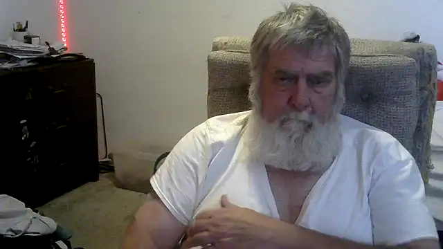 Snapshot of viejo_oso chatting on May 24, 2026, 10:26 pm viejo oso online show from May 24, 2026, 10:26 pm