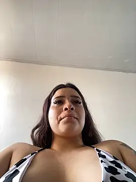 Sophia cyrus11 online show from January 9, 2025, 6:47 pm