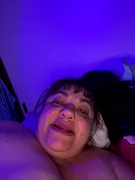 Luciouslouise72xh online show from December 17, 2025, 12:00 pm