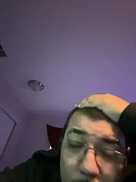 cloudy couple444 online show from December 26, 2024, 9:15 pm