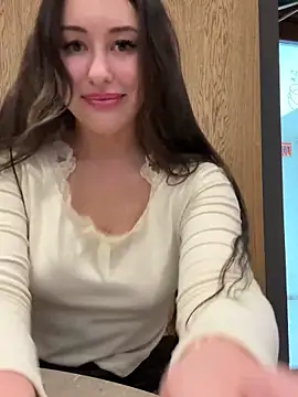 AndreaMood online show from January 10, 2025, 12:58 pm