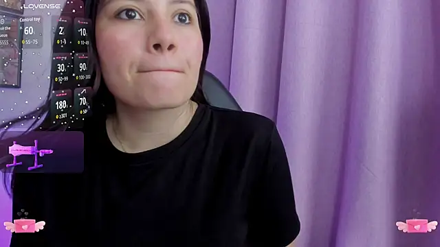 Carolina Burninng online show from September 22, 2025, 10:34 pm