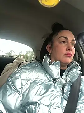 Snapshot of BELLAMORGANE1 chatting on January 2, 2025, 11:41 am BELLAMORGANE1 online show from January 2, 2025, 11:41 am