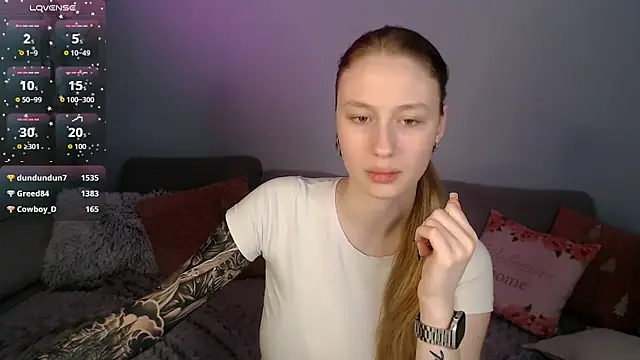 Haley Vixen online show from March 4, 2026, 2:23 pm