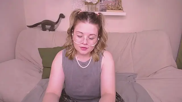 TessPleasure online show from December 28, 2024, 10:25 am