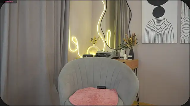 dietmountaindew  online show from February 3, 2025, 3:27 pm