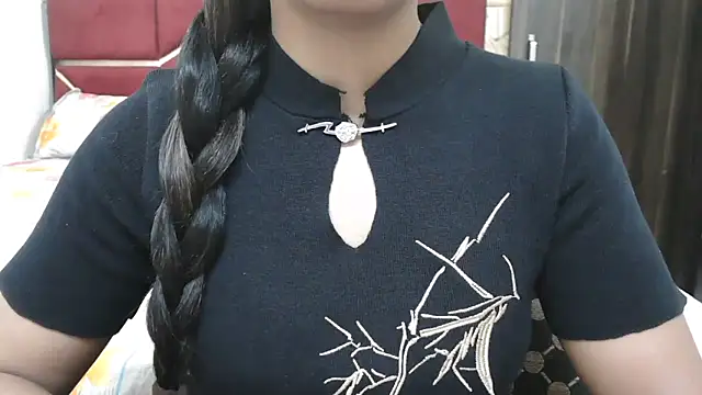 Somiya87 online show from April 9, 2026, 6:57 pm