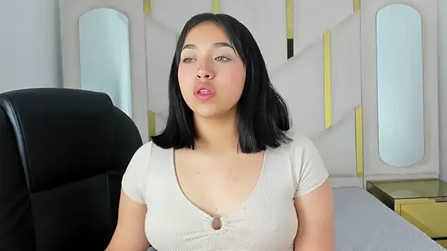 IsabellRodriguez18 online show from October 2, 2025, 3:46 am