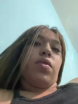 IsabellRodriguez18 online show from January 18, 2026, 3:10 am